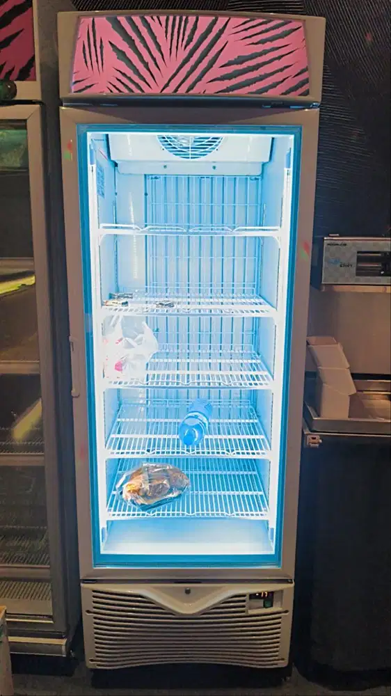 Showcase Freezer Display 1 Pintu