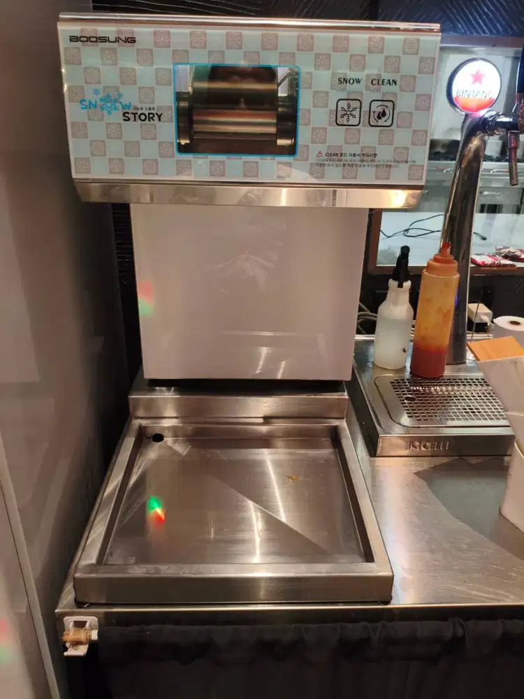 2 unit Mesin Bingsu,  barang mulus