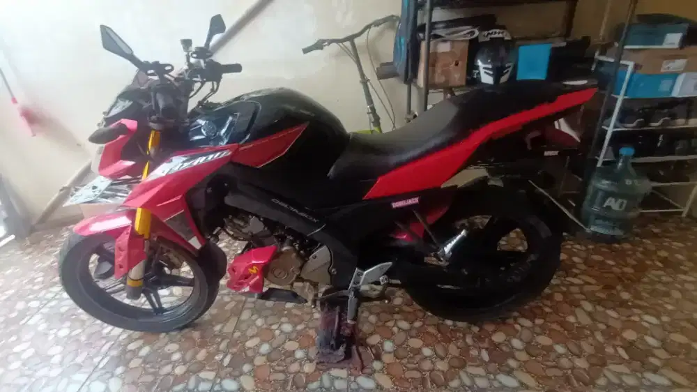 YAMAHA VIXION 2015