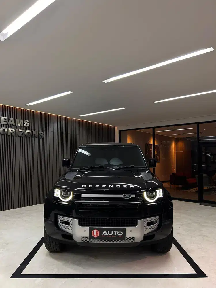 Land Rover Defender 110 3.0 S P400 2025 Hitam B77MIX Km3rb Nik 2023
