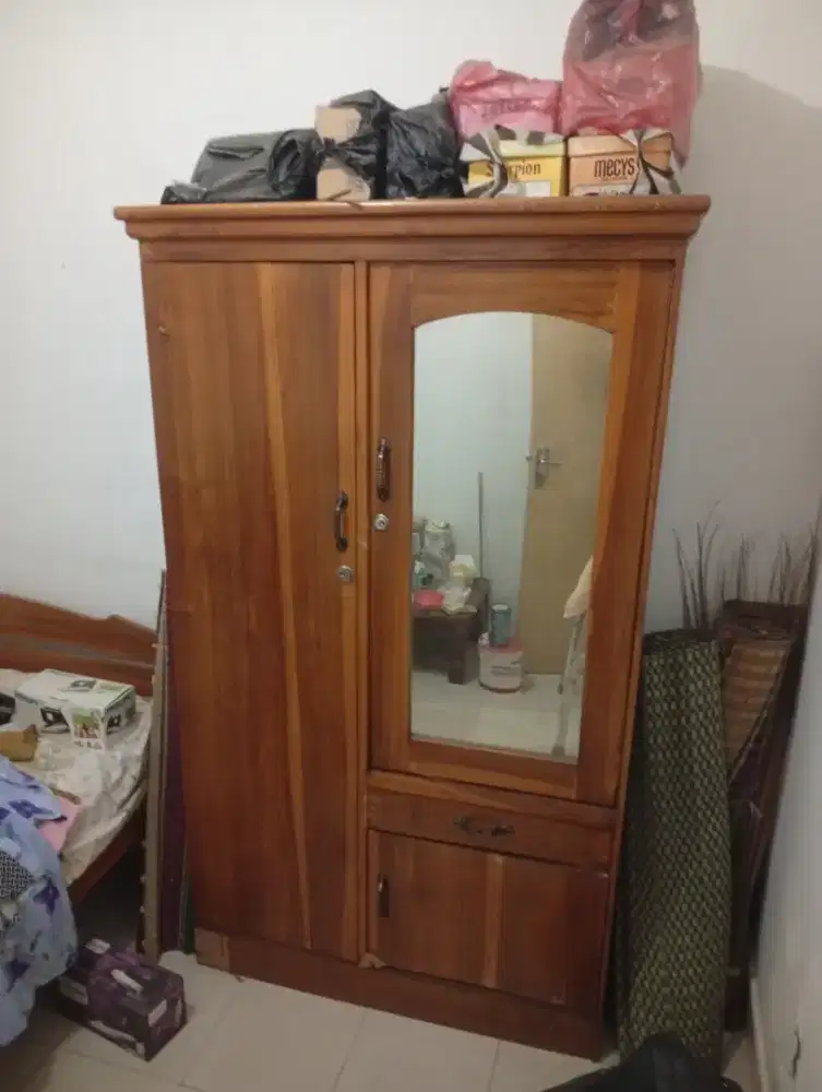 Lemari Pakaian Jati Tua Murahh Abiss