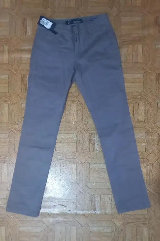 Celana Chino Osella