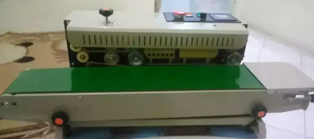 Mesin press continuous Band sealer