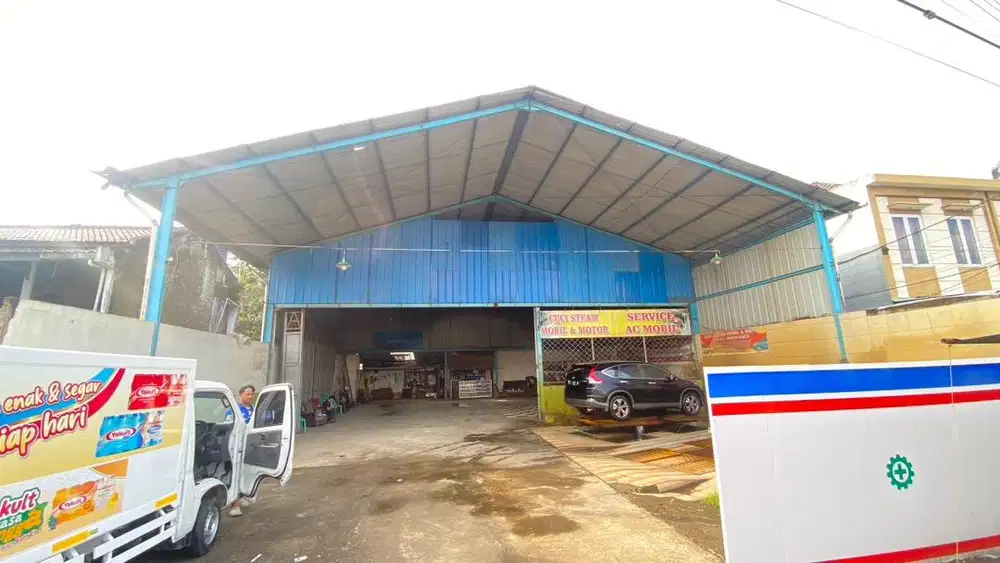 Dijual bangunan komersil dekat exit tol