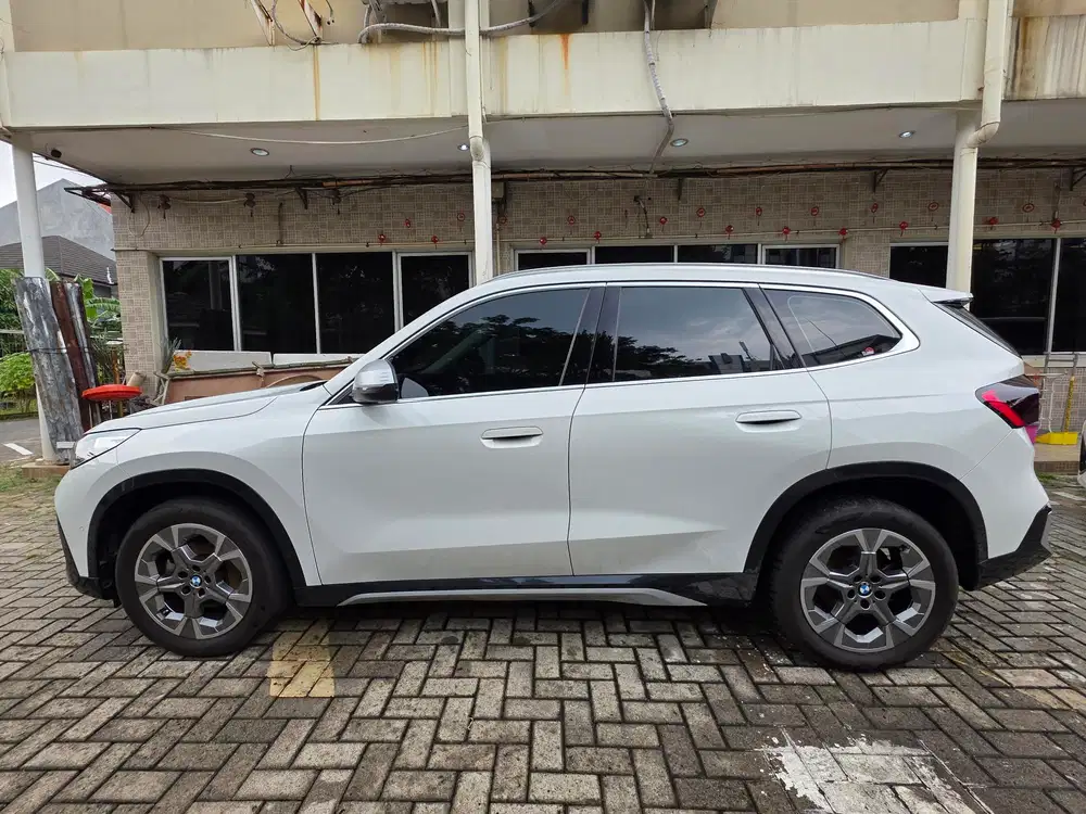 BMW X1 2024 Bensin