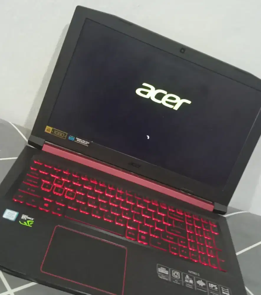 ACER NITRO 5 PREDATOR 2Tb Ram 16gb