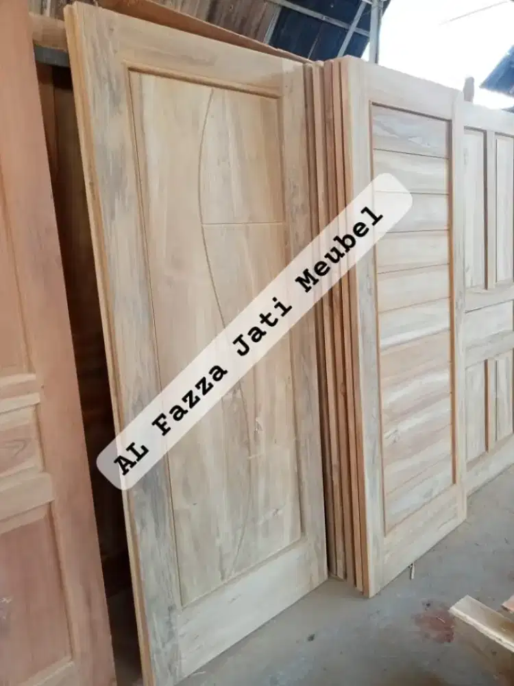 Pintu minimalis/pintu jati