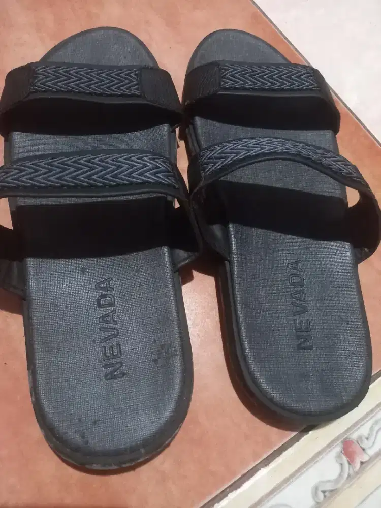 Sandal pria nevada no.41