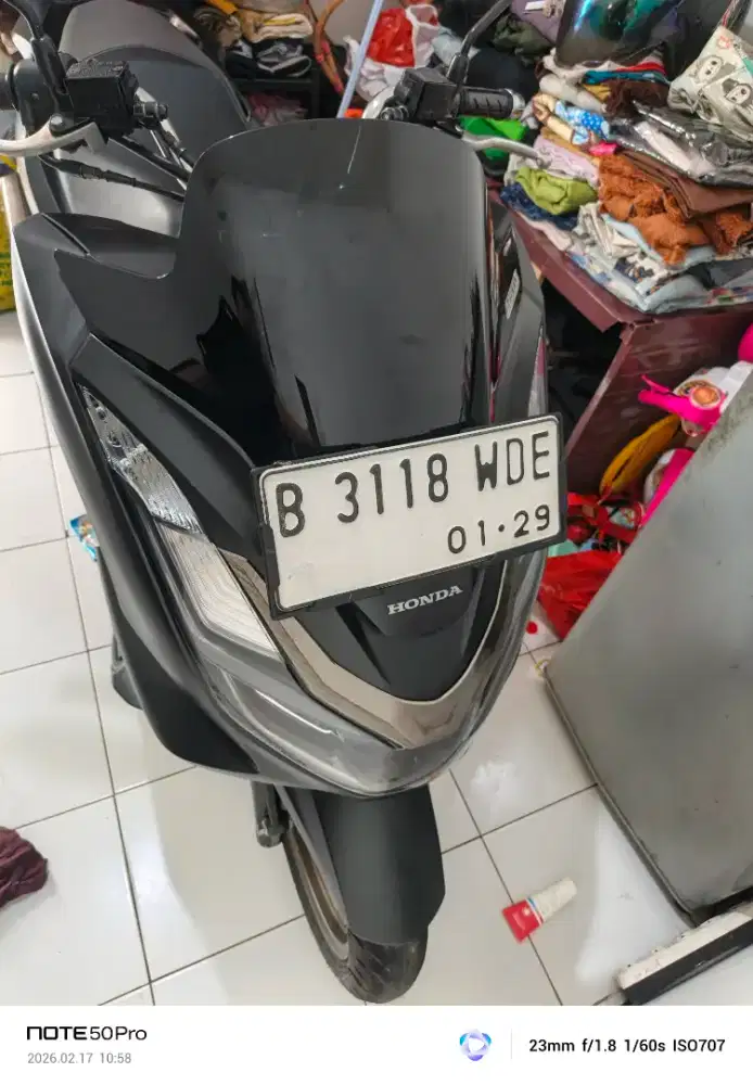 Pcx 2023 ABS KM low 11rb warna hitam lengkap