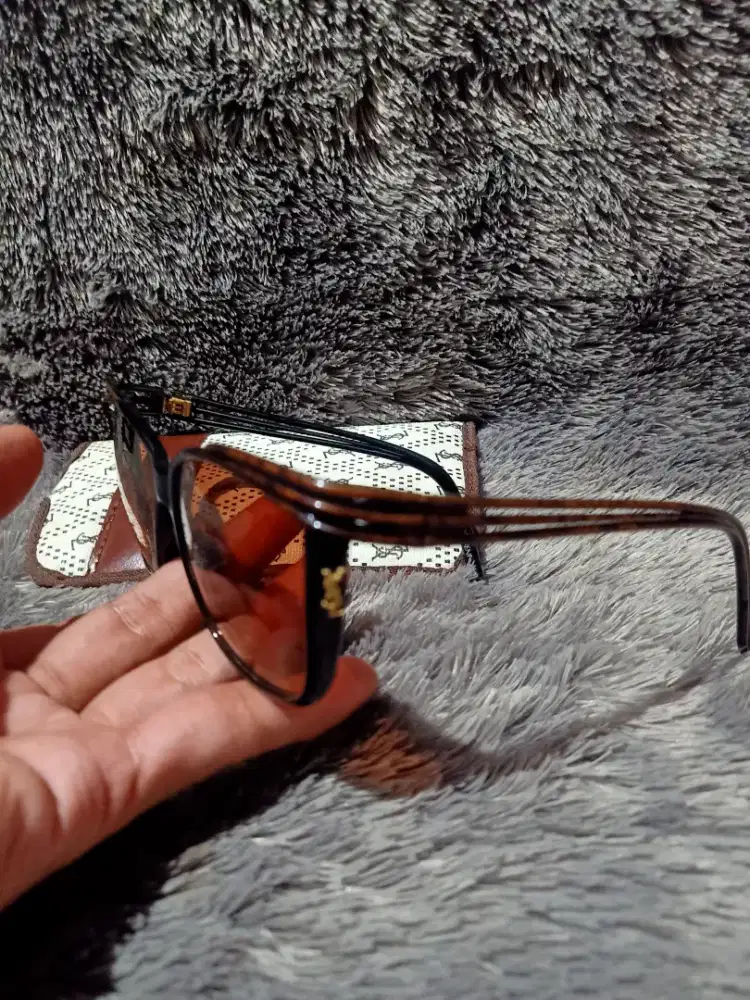 Ysl sunglasses original preloved