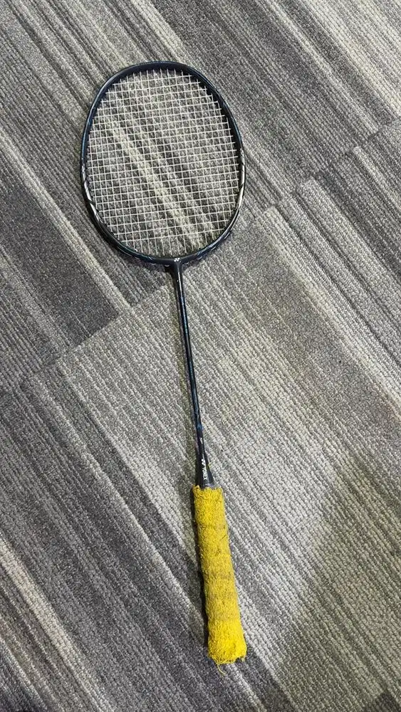 Raket yonex ZZ-PORCE II