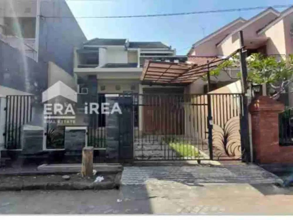 rumah 2lantai  Dijual  solo baru dekat the park mall
