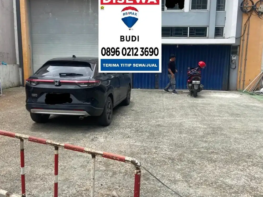 Disewa Gudang Bizpark Pulogadung Dekat Cakung Kelapa Gading Rapih Ada Office LT 15 X 26,5 LB 500 M2