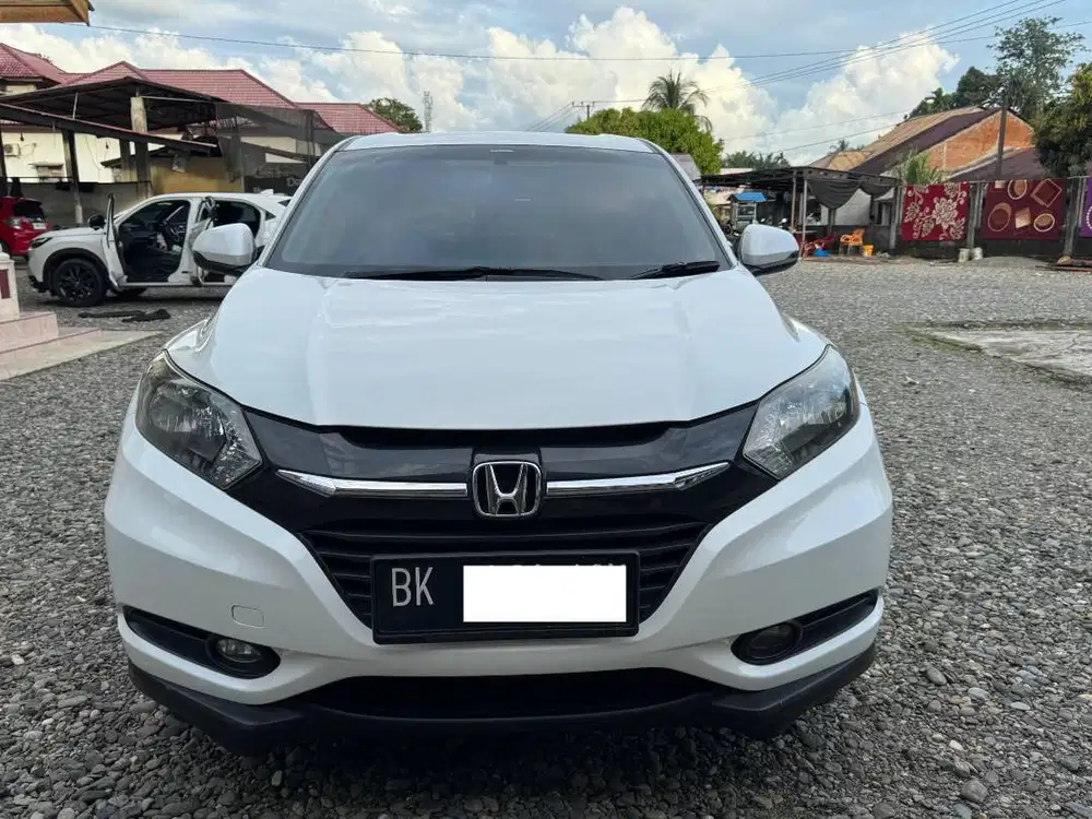 Dijual, HONDA HRV 1.5 E Putih Tahun 2015