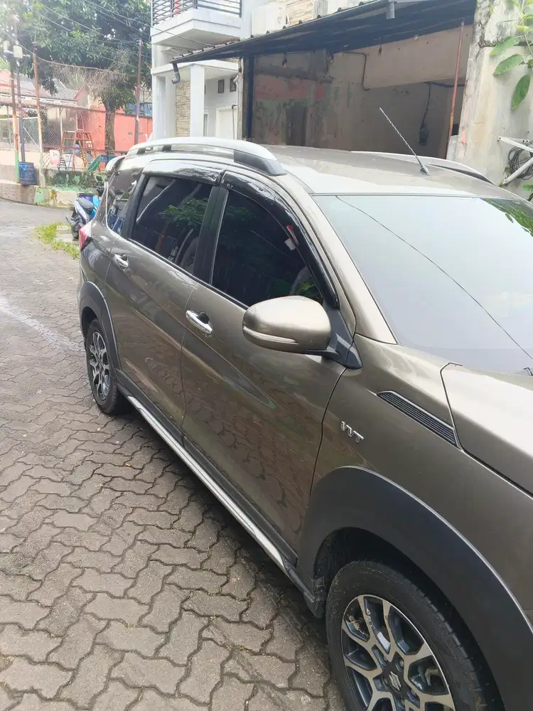 Suzuki XL7 2022 Bensin