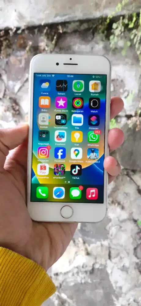 iphone 8 64 gb inyer