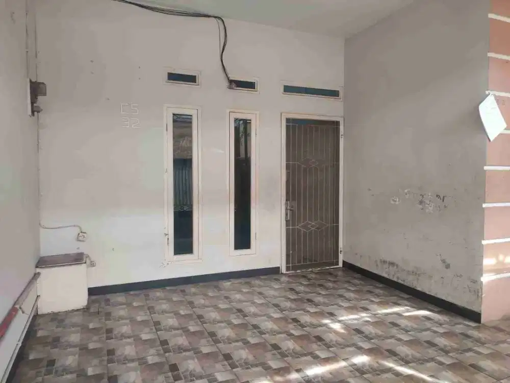 Rumah 1 lantai Cipondoh Makmur, blok depan