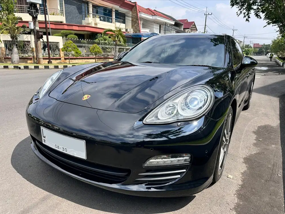 Porsche Panamera 3.6 V6 2011 Low KM 22rb super istimewa mulus terawat