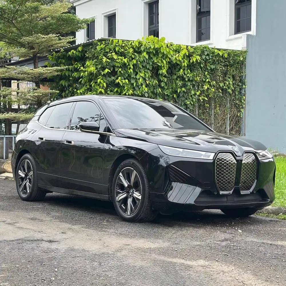 (CASH) BMW iX xDrive40 EV AWD 2023