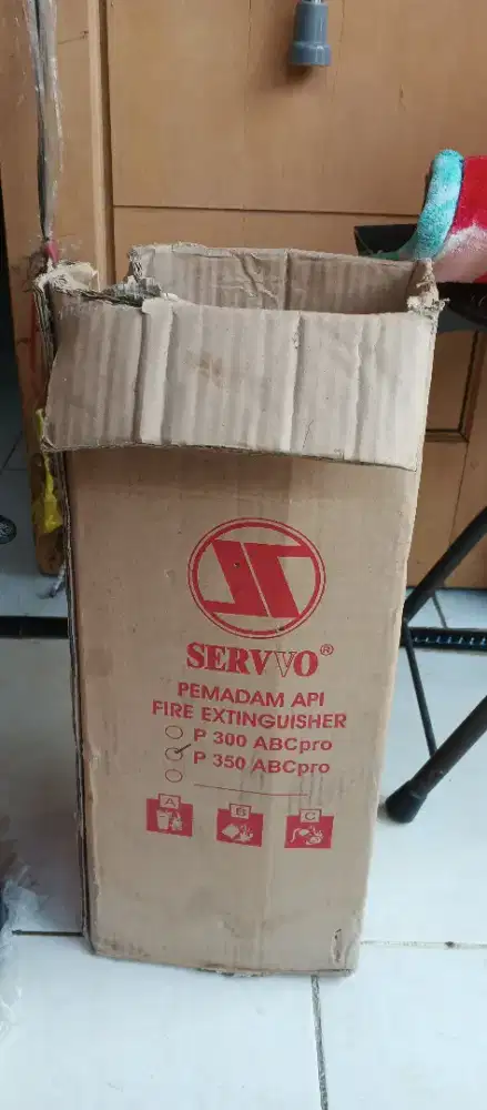 Tabung servvo APAR pemadam kebakaran