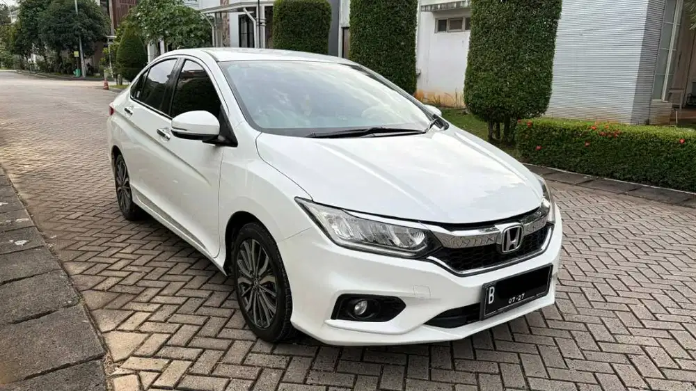 2017 HONDA CITY E CVT RAWATAN PUTIH HARGA CASH