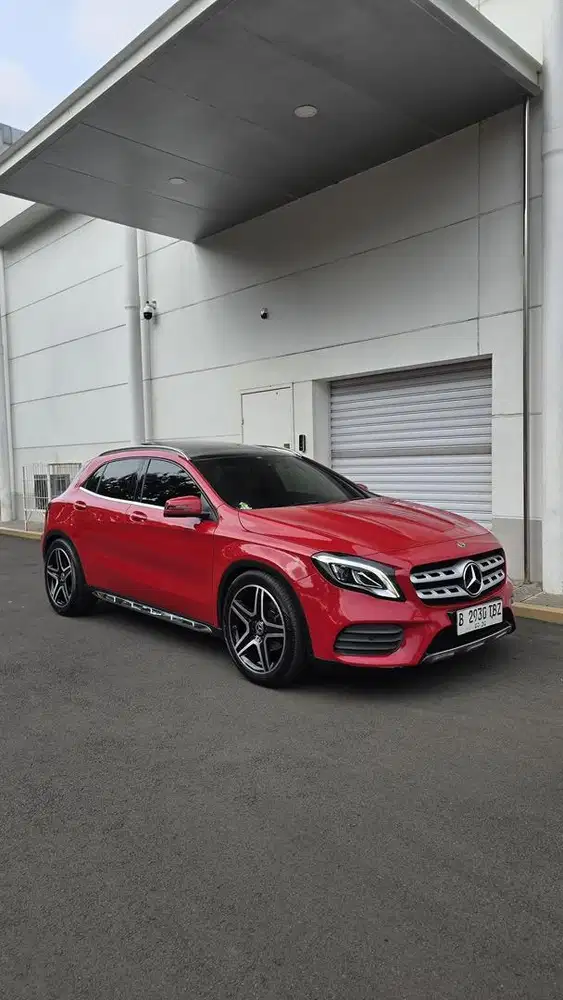 Mercedes Benz Gla200 Amg Line Red on Black 2019