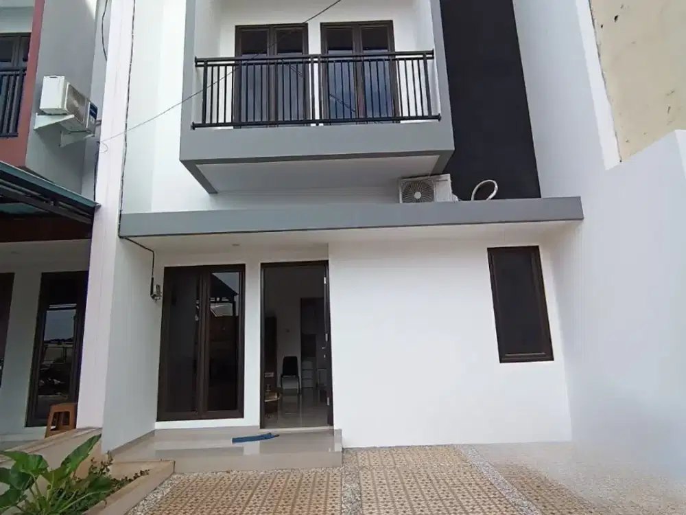 Rumah Cluster Ciledug Siap Huni Bebas Banjir Dekat Halte Busway