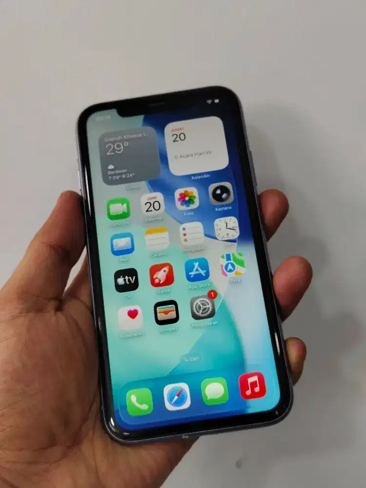 Iphone 11 64gb bekas