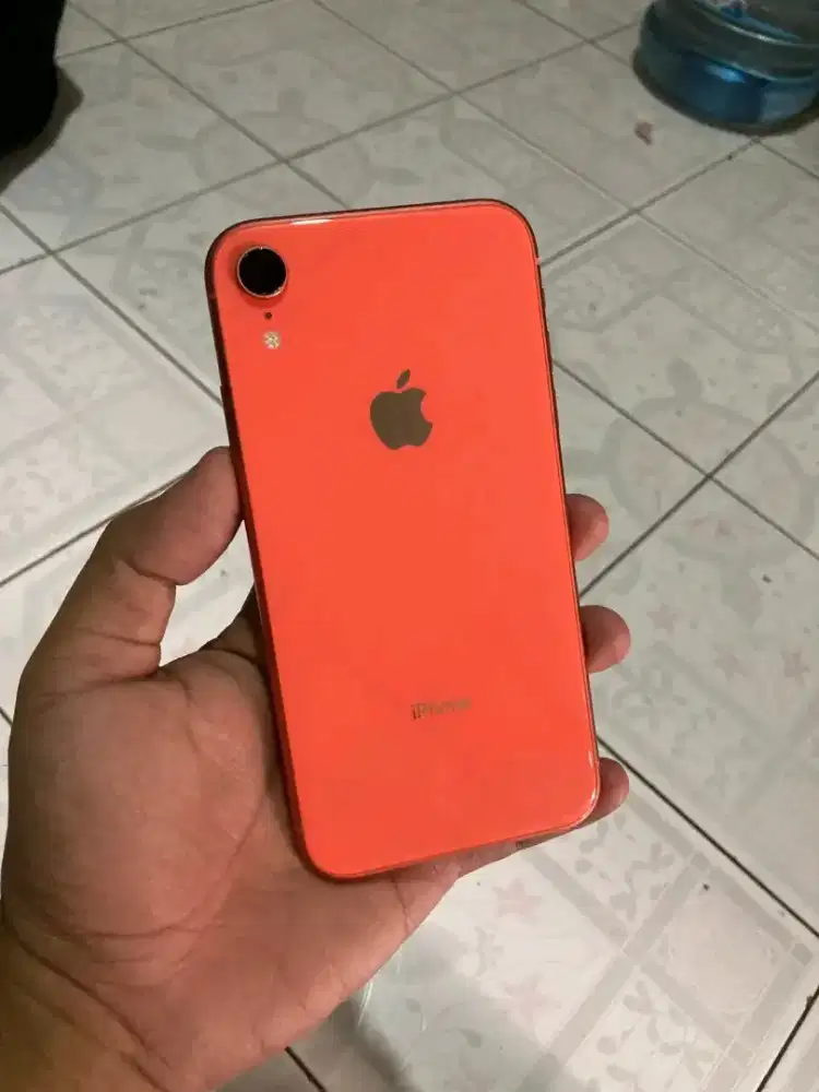 Iphone xr 128 regist setara ibox