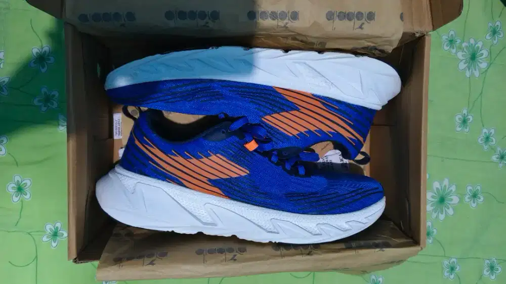 Sepatu Diadora Uk 43