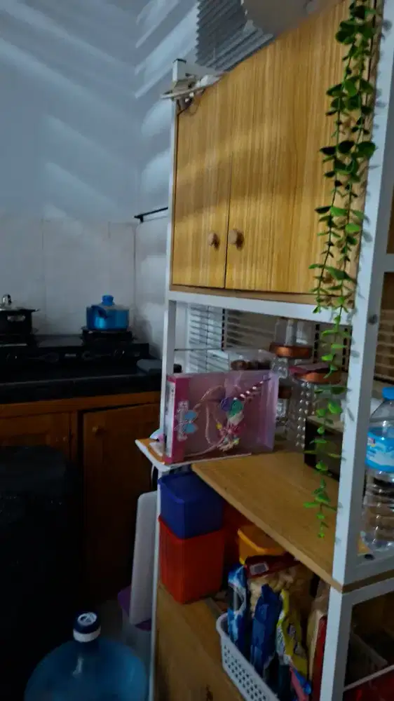 Lemari serbaguna estetik