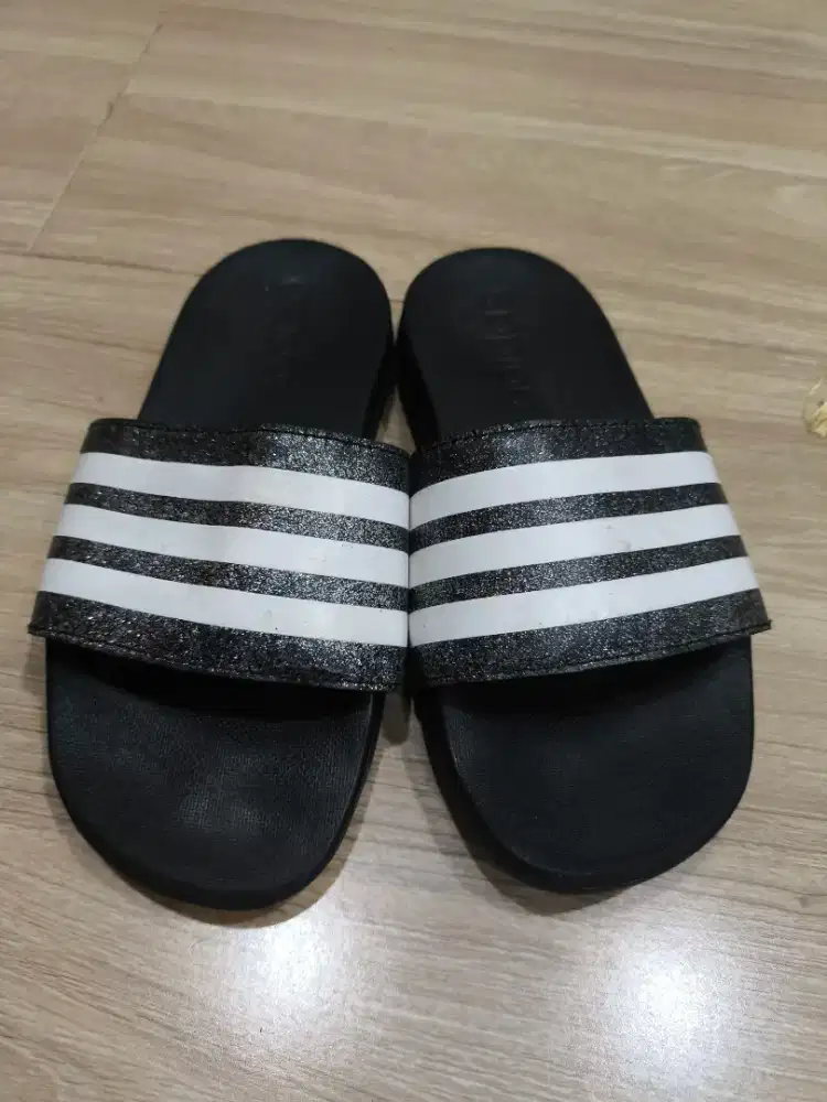 SANDAL ADIDAS KIDS ADILETTE COMFORT SLIDES ORIGINAL PRELOVED