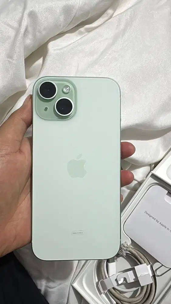 iPhone 15 Green 128GB – Ex iBox