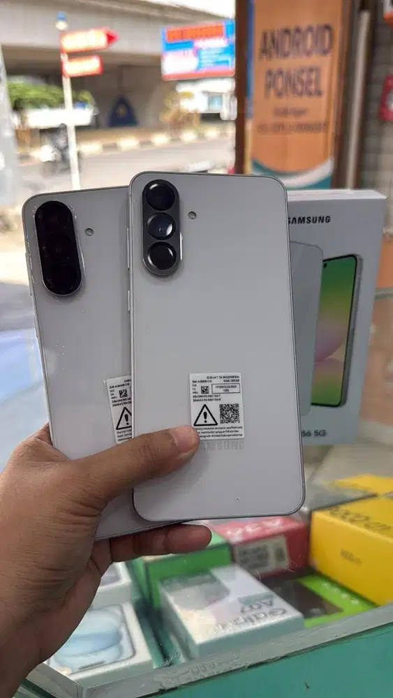 SAMSUNG A56 5G RAM 12/256 FULLSET MULUS GARANSI AKTIF 11-2026 BISA TT