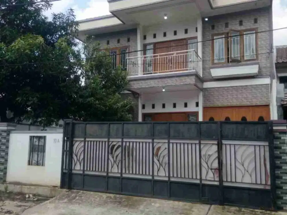 Rumah mewah ampera Kemang Jaksel 6 kmr 175jt/thn nego