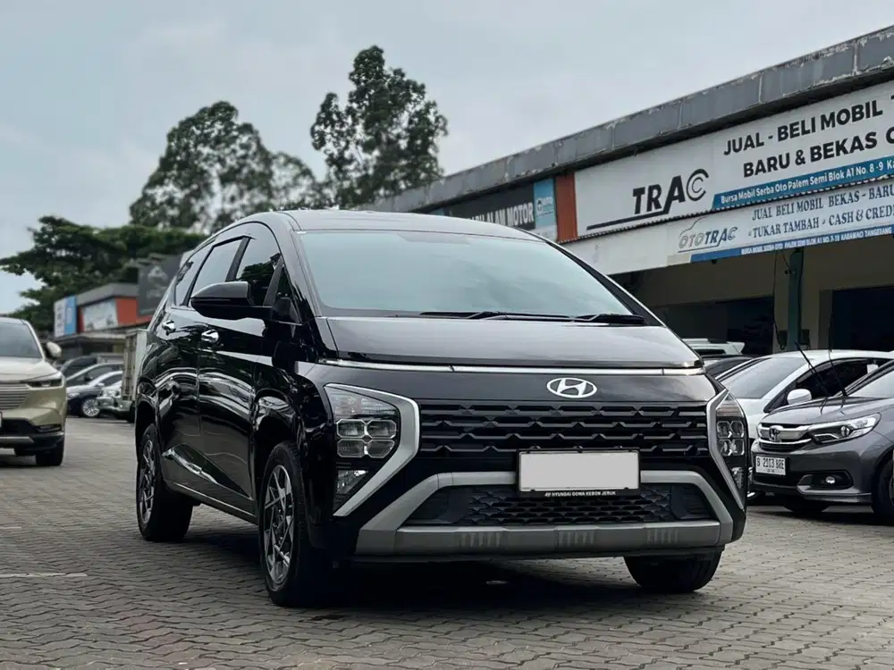 HYUNDAI STARGAZER STYLE AT MATIC 2022 HITAM KM 41RB