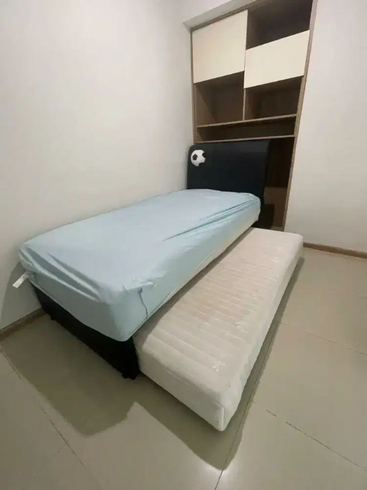 Tempat Tidur / Dipan Single