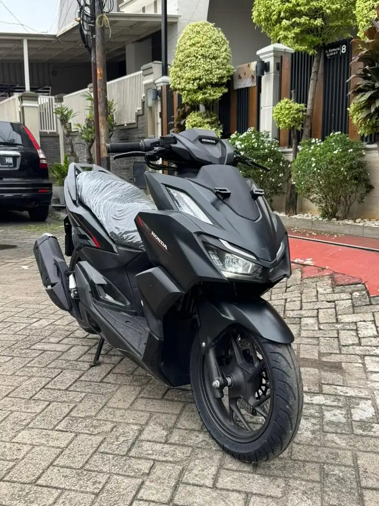 KM 330 PERAK! HONDA VARIO 160 CBS 2025 NIK 2024 FULL ORI PAJAK 02-2026