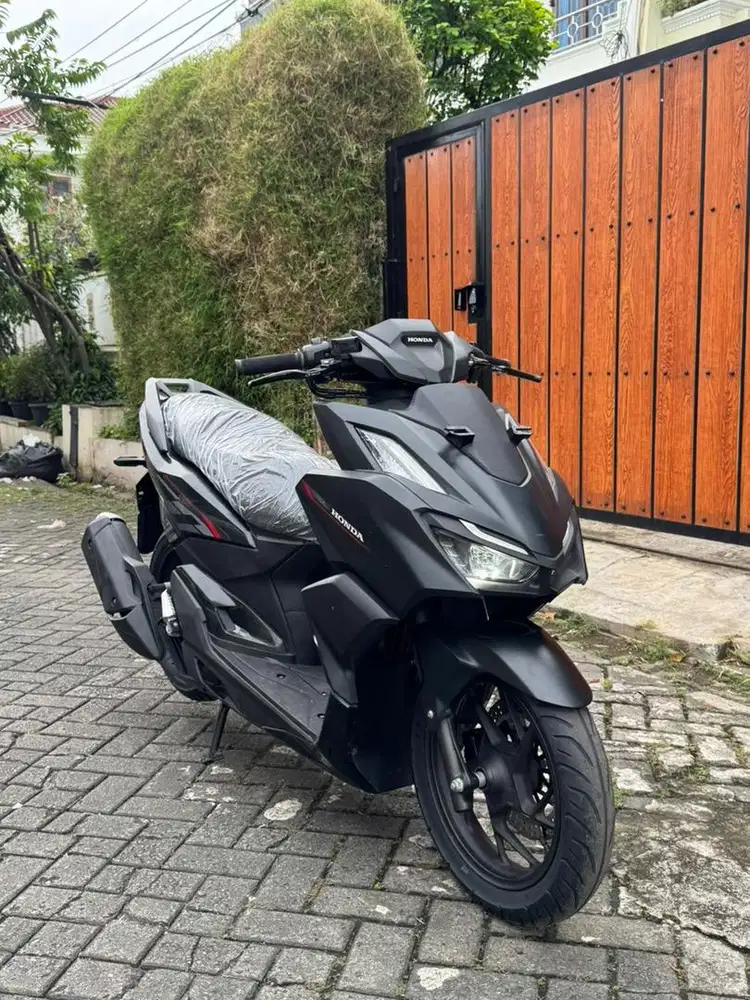 KM 330 PERAK! HONDA VARIO 160 CBS 2025 NIK 2024 FULL ORI PAJAK 02-2026