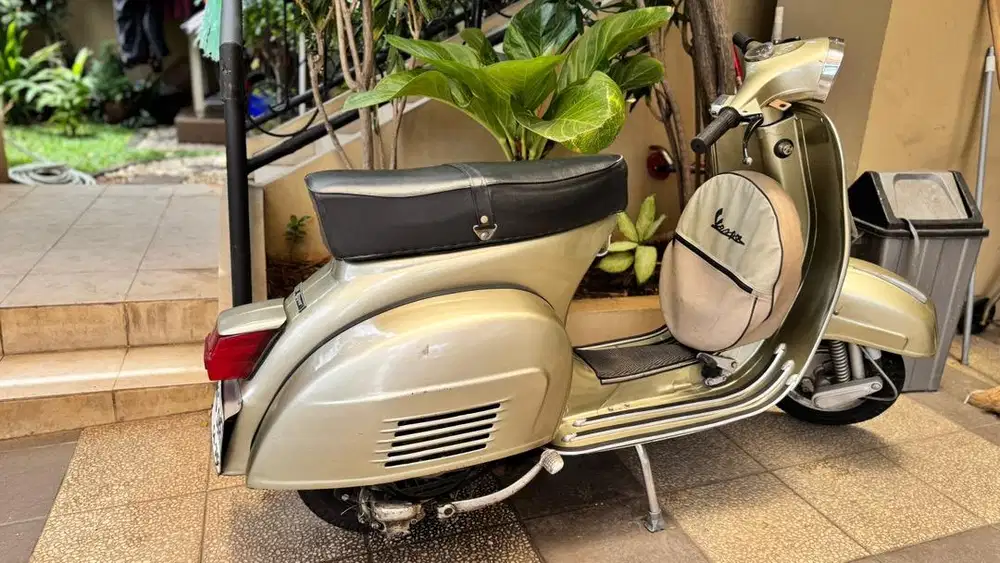 Jual Vespa Super 1978