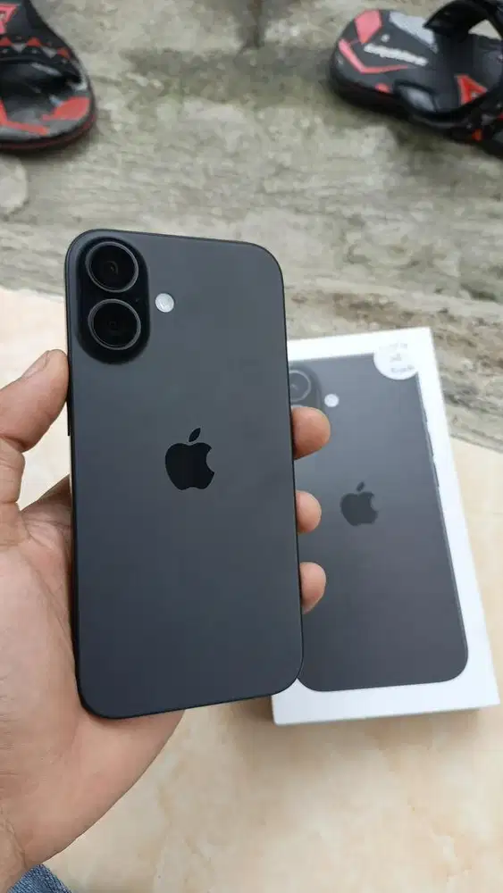 WTS iPhone 16 128 Gb iBox Garansi On!