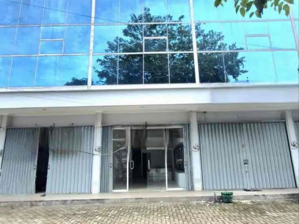 Jual Ruko Baru 3 lantai di kawasan Bisnis Solo.