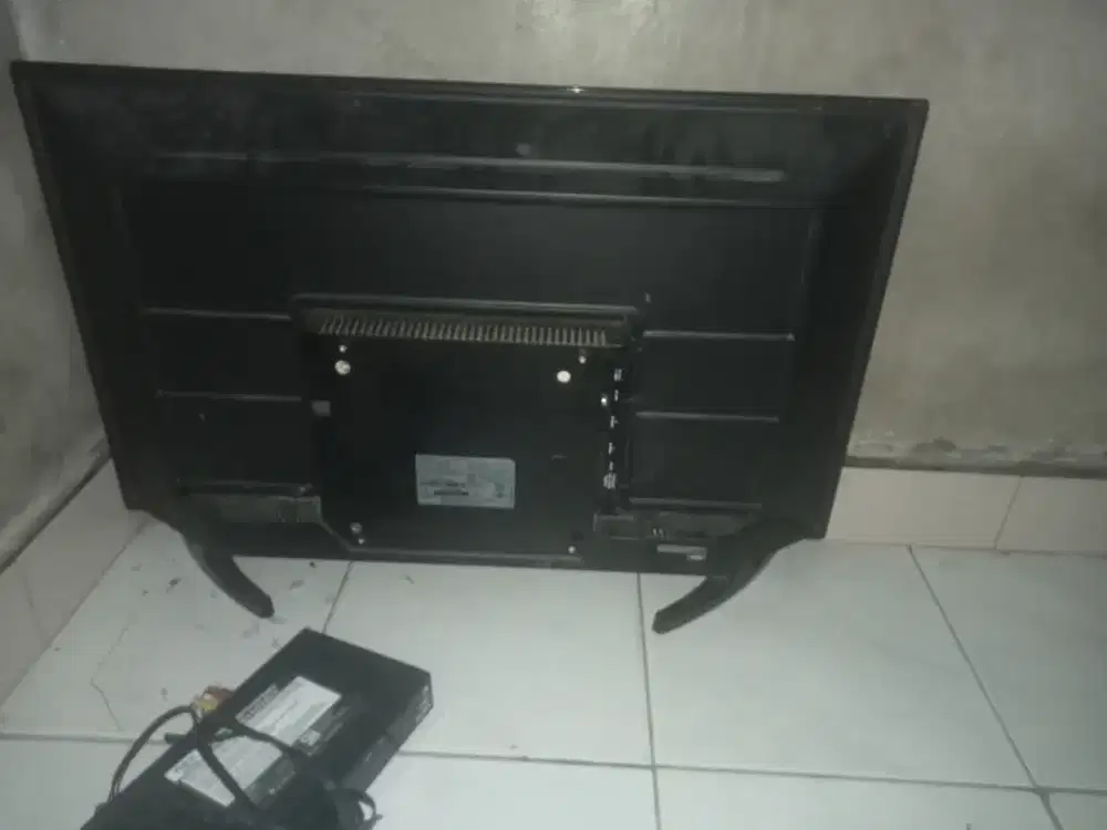 Dijual tv rusak lcd Samsung 32 inch