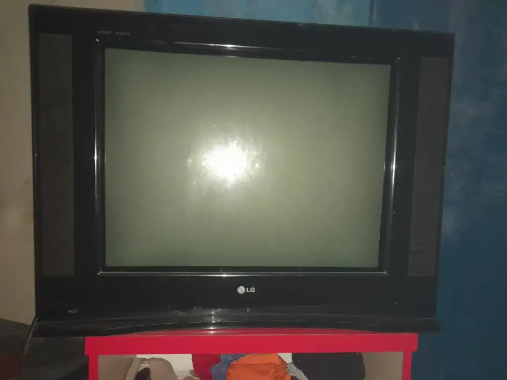Jual tv LG 29 in, slim