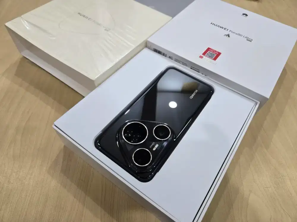 Huawei Pura 80 Ultra Kondisi Baru Buka Dus saja