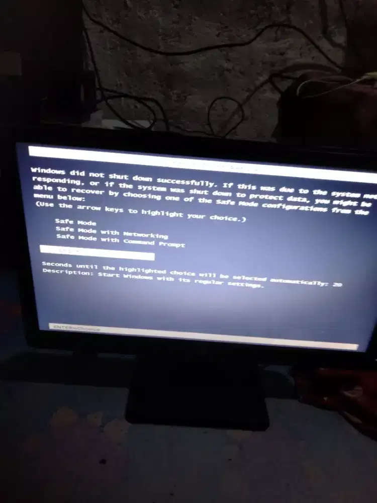 Layar monitor 14inch