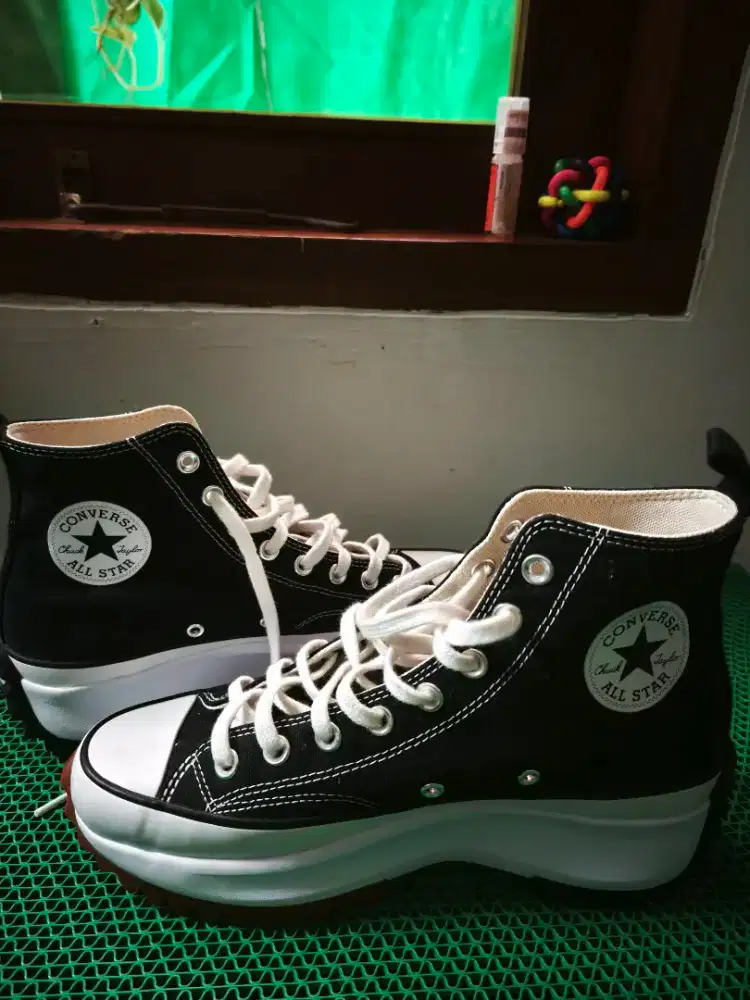 Converse run star Hike