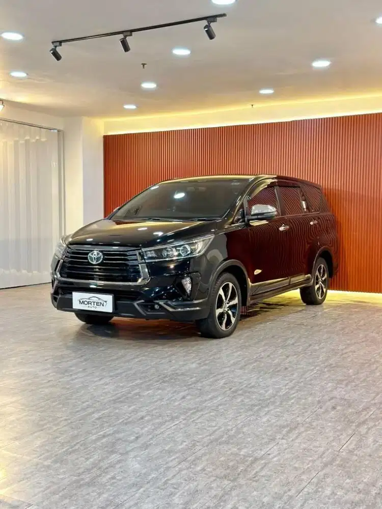 Toyota Kijang Innova Venturer 2.4 Diesel AT Tahun 2022