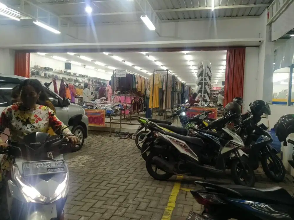 Toko sepatu baju & sandal