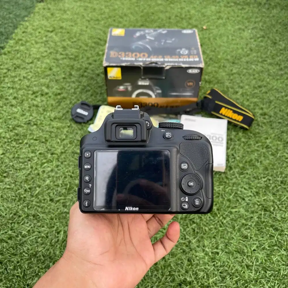 Dslr Nikon D3300 Lensa kit AF-s 18-55mm VR fullset dius box
